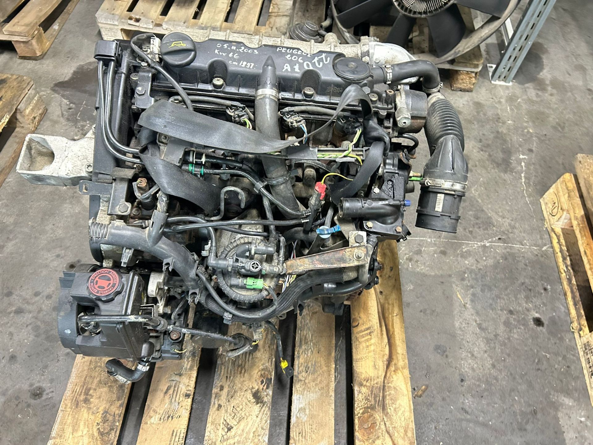 RHY Двигатель (мотор, ДВС) для Peugeot 206 2003