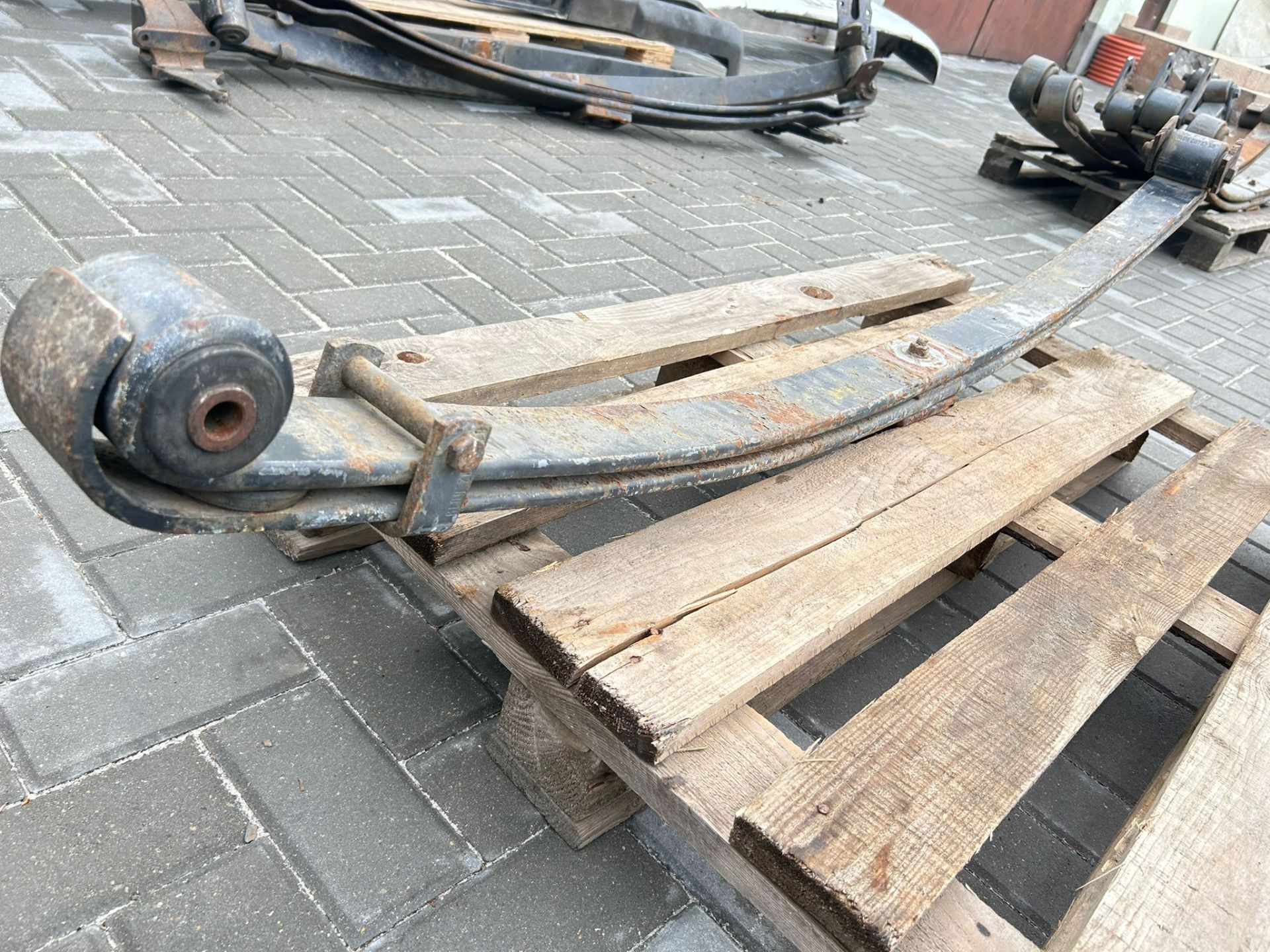 81434026019 Рессора передняя для MAN L2000 1998