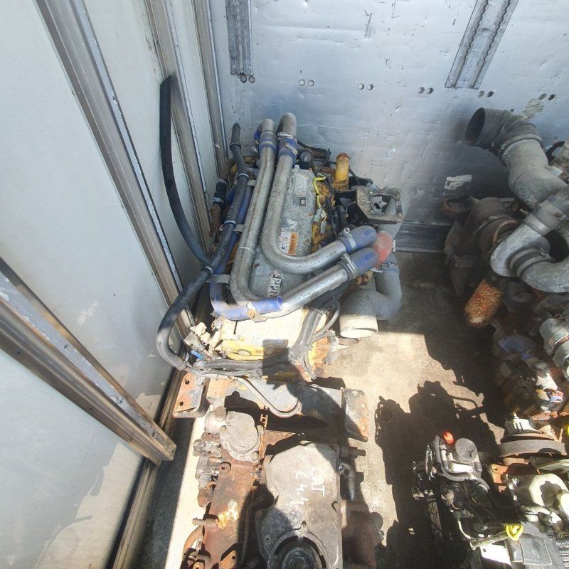 Двигатель внутреннего сгорания (двс) Caterpillar