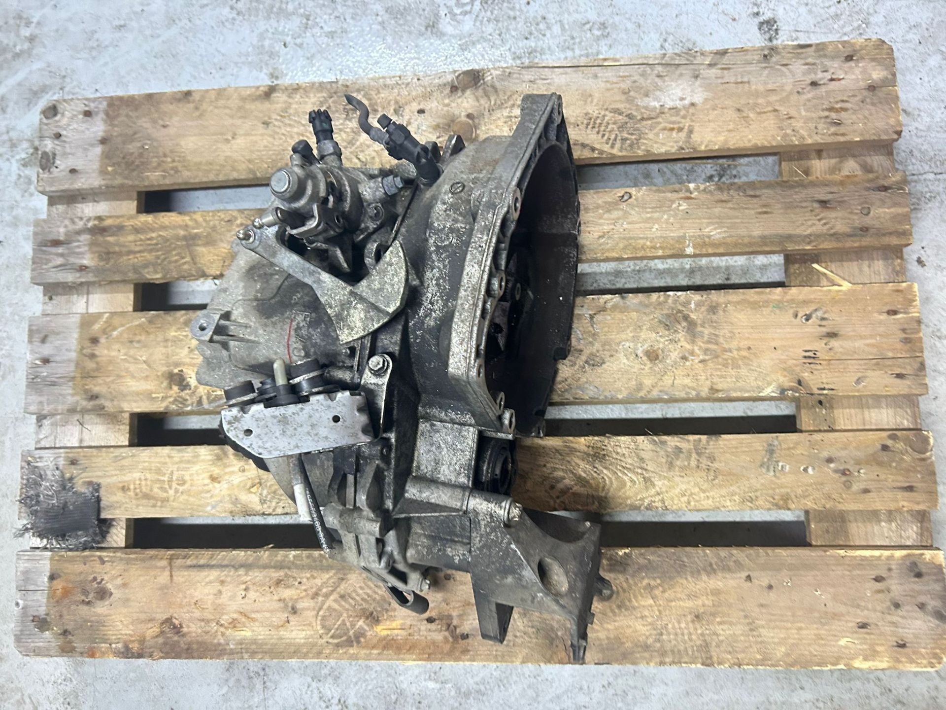 F40 КПП механическая (МКПП) для Opel Vectra 2008