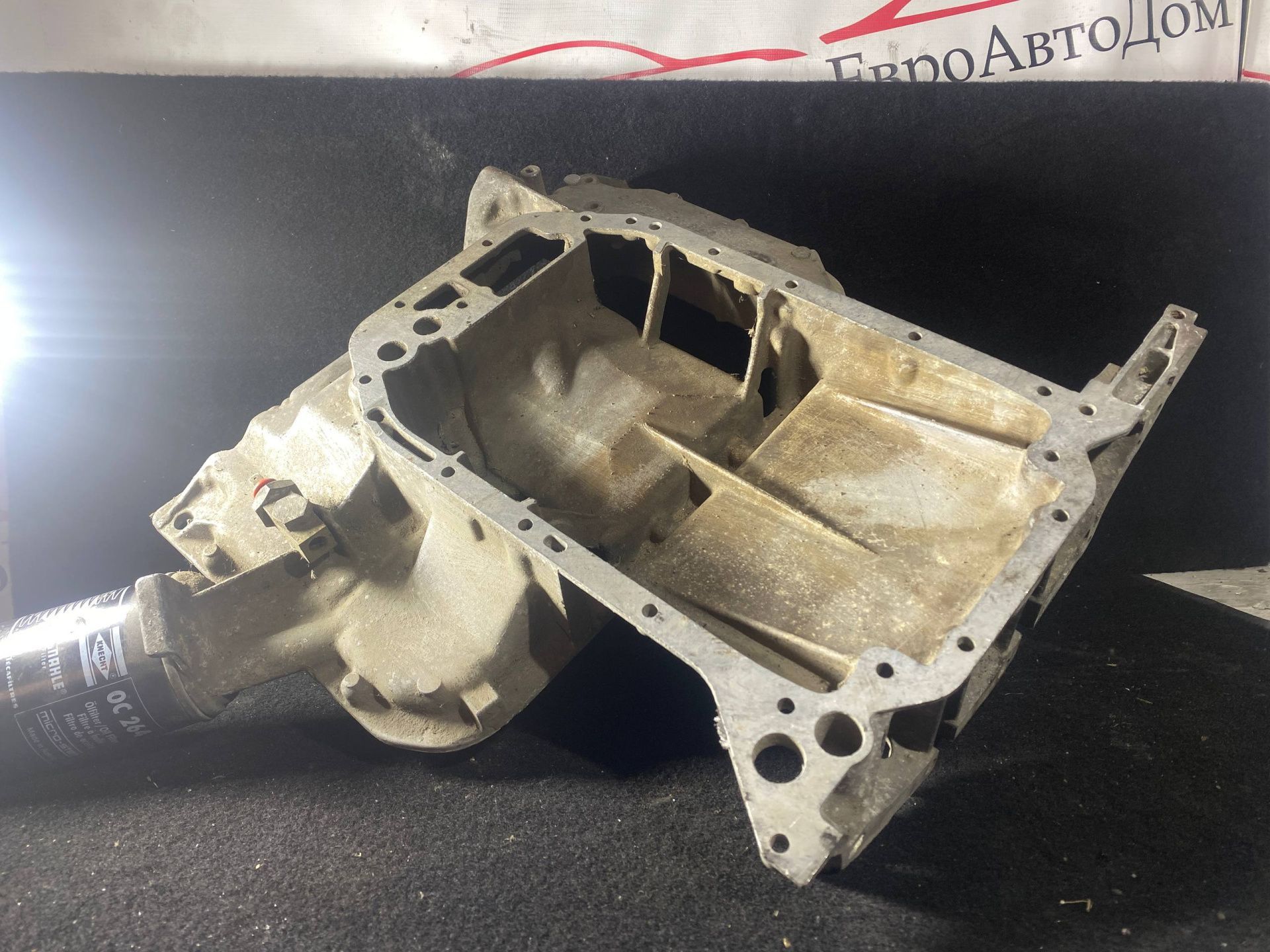 078103603D Поддон для Audi 100 1993
